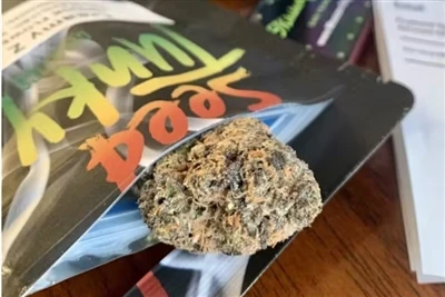 Kaip užsisakyti piktžolių pristatymą internetu su Leafly